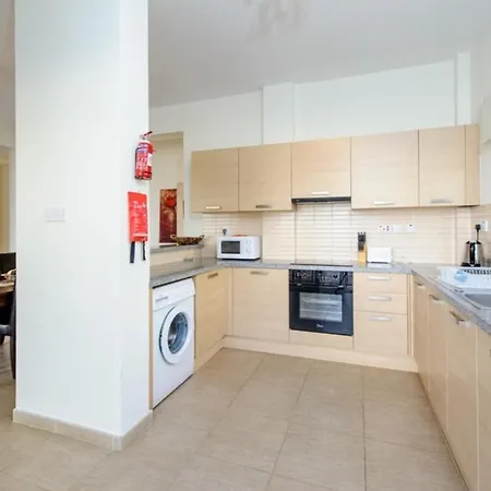 Three Bedrooms 1258